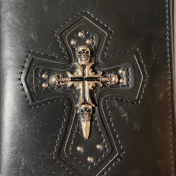 Goth Chain Wallet - Picture 3 of 6